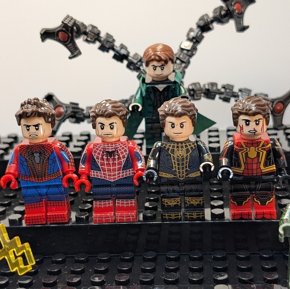8 Minifigures- Spiderman No Way Home Heroes and Villains Green Goblin Electro - Picture 3 of 12